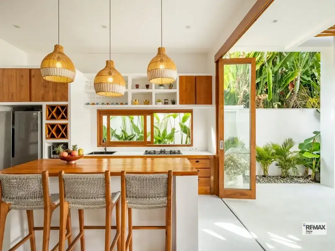 4Br Mediterranean Villa With Balinese Charm In The Heart Of Canggu Near Nirvana Life - Image 6 of 10