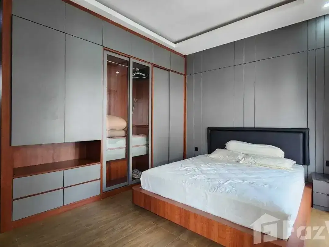 3 Bedroom Villa for sale in Kerobokan, Bali - Image 2 of 6