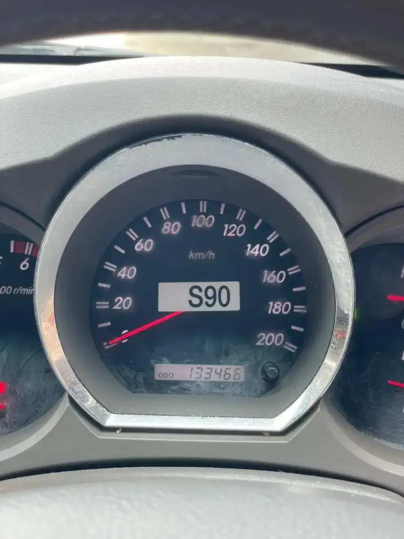 For sale Toyota Fortuner 2009 TRD G type - Image 6 of 9