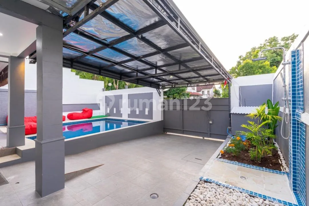 Pink Zone Villa For Sale - Private Luxury Compound In An Elite Uluwatu Neighborhood | Freehold (Shm) - Image 1 of 4