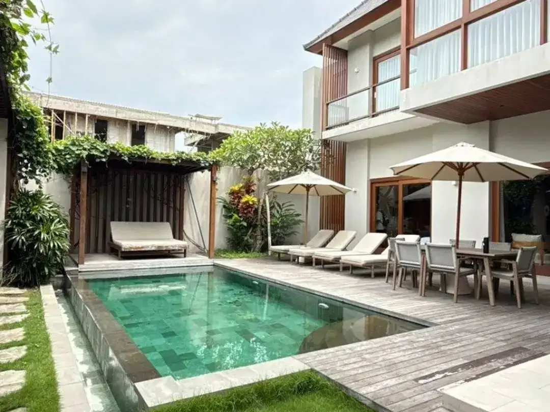 Villa Premium Umalas Bumbak Kerobokan Badung - Image 1 of 10