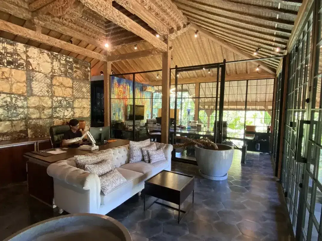 Leasehold - Exquisite Teak Joglo Office with Premium Finishes & Scenic Landscape - Image 1 of 10