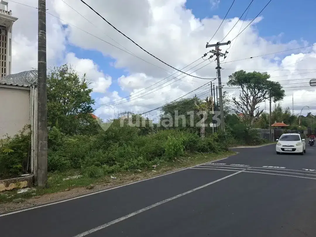 Dijual atau Disewakan Tanah Jalan Utama Goa Gong - Ungasan Bali - Image 1 of 5