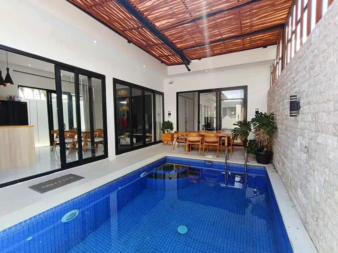 Vila Baru Fully Furnished Walking Distance ke Pantai Saba, Gianyar - Image 3 of 10