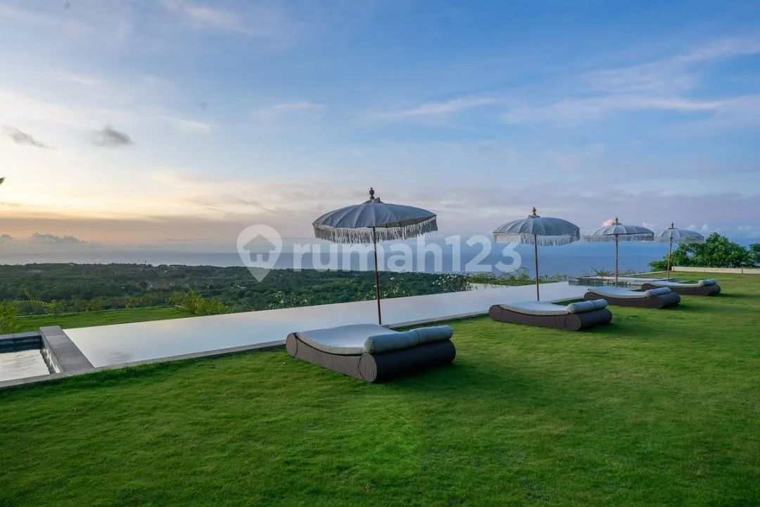 Ready For Rent 4 B R Luxury Villa With Ocean View In Uluwatu Bali - Image 1 of 4