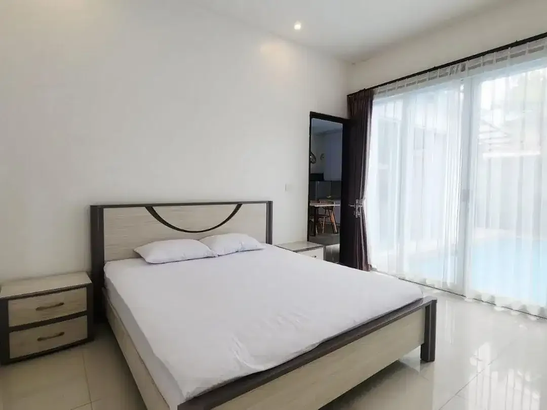Villa disewakan berlokasi di area premium Berawa-Canggu. - Image 6 of 9
