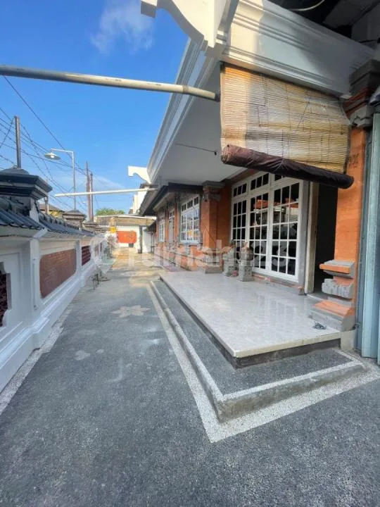 Rumah 1 Lantai Kawasan Renon 180Jt - Nego - Image 2 of 4