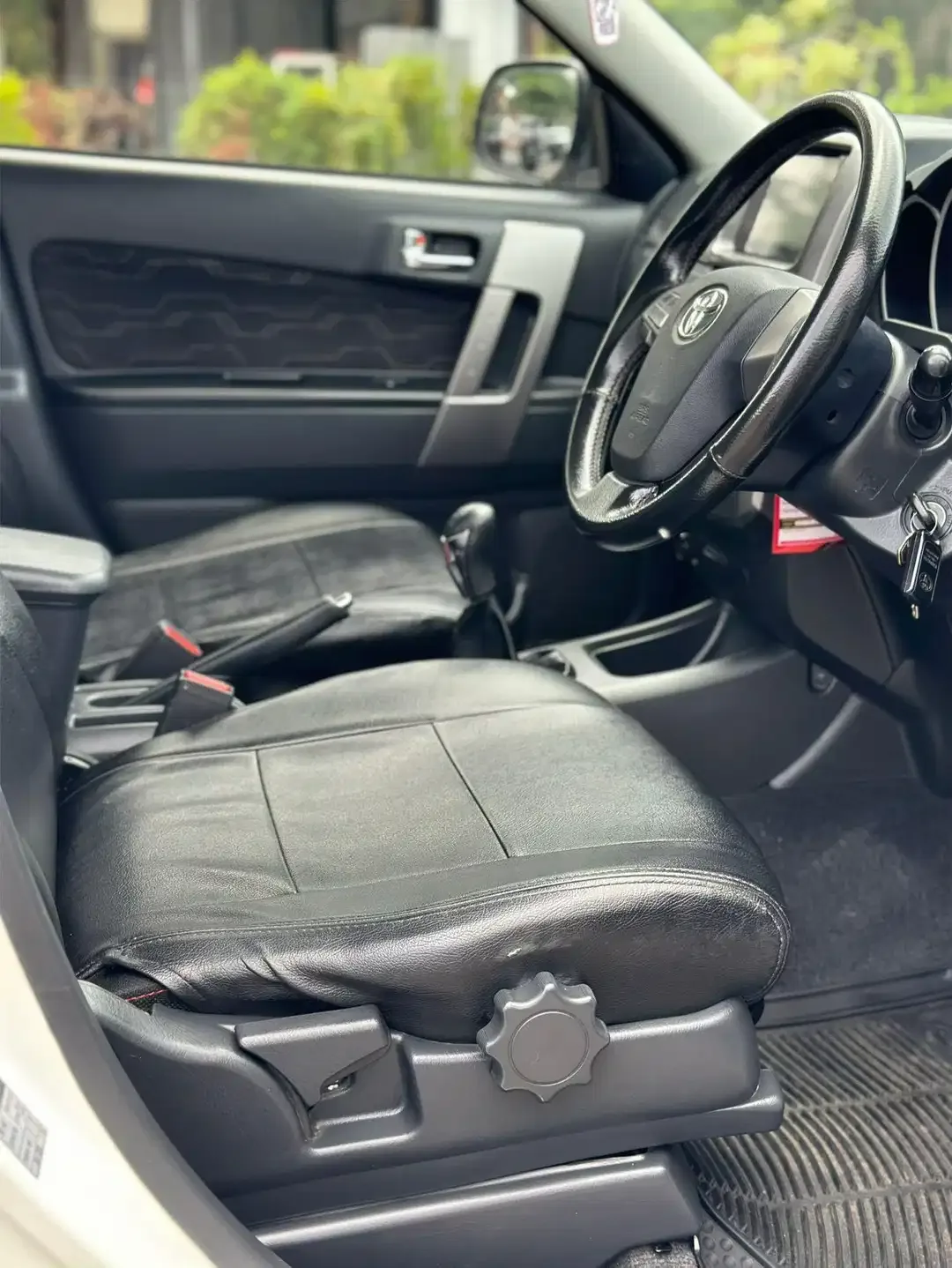 RUSH S TRD SPORTIVO MANUAL 2015 PUTIH PLAT DK - Image 10 of 10