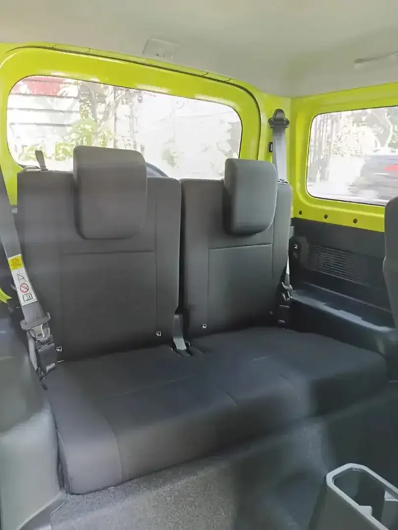 SUZUKI JIMNY 4X4 BENSIN 3 PINTU WARNA MENARIK - Image 5 of 10