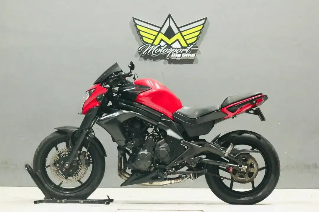 Kawasaki er6n er6f 650 like new Z650 KTM duke 390 CBR250 - Image 1 of 5