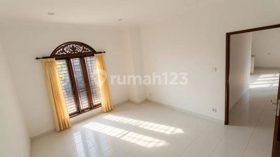 Rumah Cantik, Luas 2 Kamar, 1 Lantai, Unfurnished Renon - Image 4 of 4