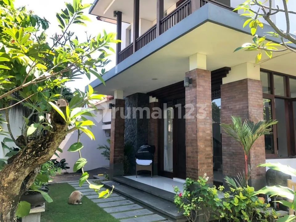 Modern 3-Bedroom Villa In Kutat Lestari Sanur - Near Beach & International Hospitals - Image 4 of 4