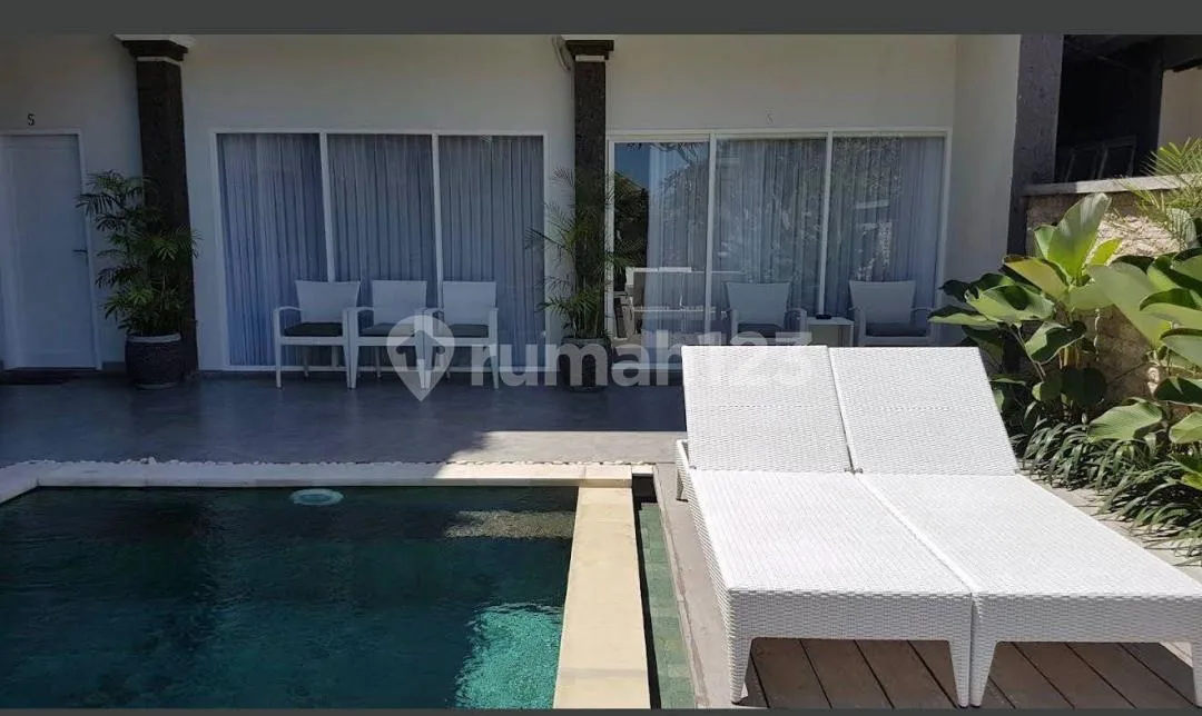 Villa Guesthouse Luas With Pool Strategis Furnished Kerobokan - Image 1 of 4