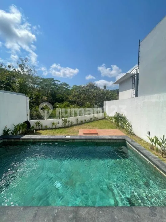 Villa Furnished Dikawasan Elit Nusa Dua Bali - Image 1 of 4