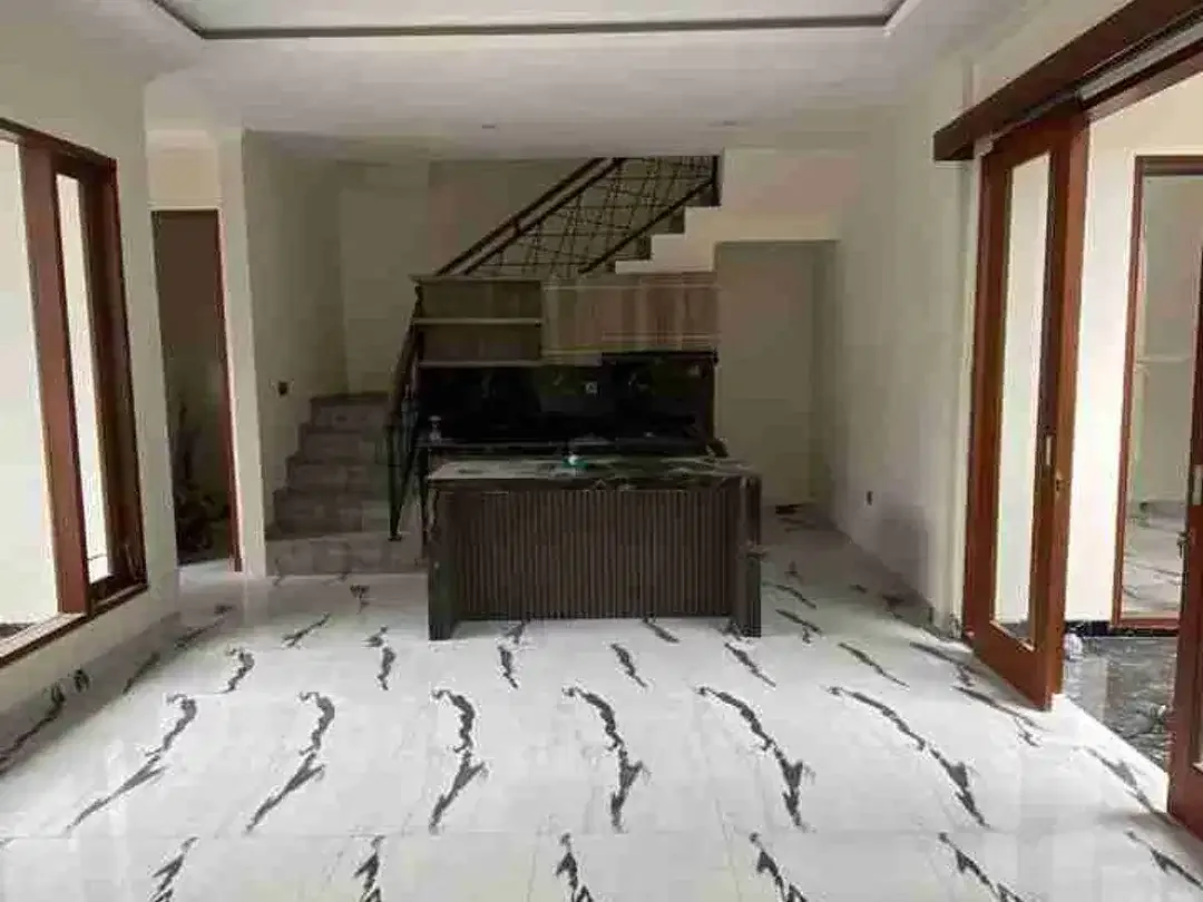 For Sale Rumah Mewah Baru Gress Strategis Gn Andakasa Gatsu Barat - Image 4 of 10