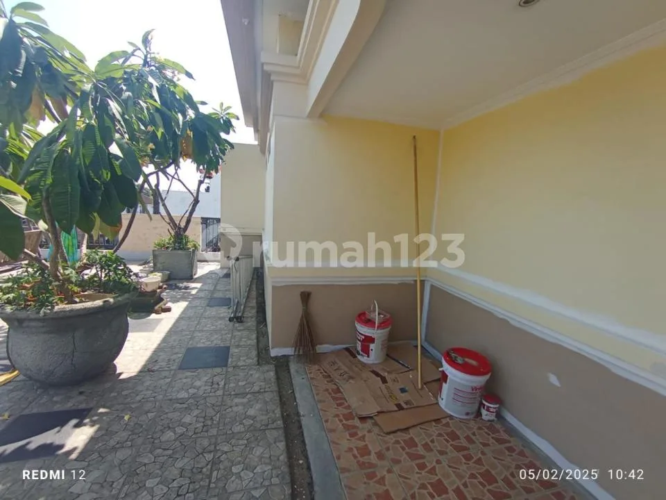 Dijual Ruko Bagus 3 Lantai di Kawasan Komeril Perdagagan dan Pariwisata Kerobokan Badung - Image 2 of 4