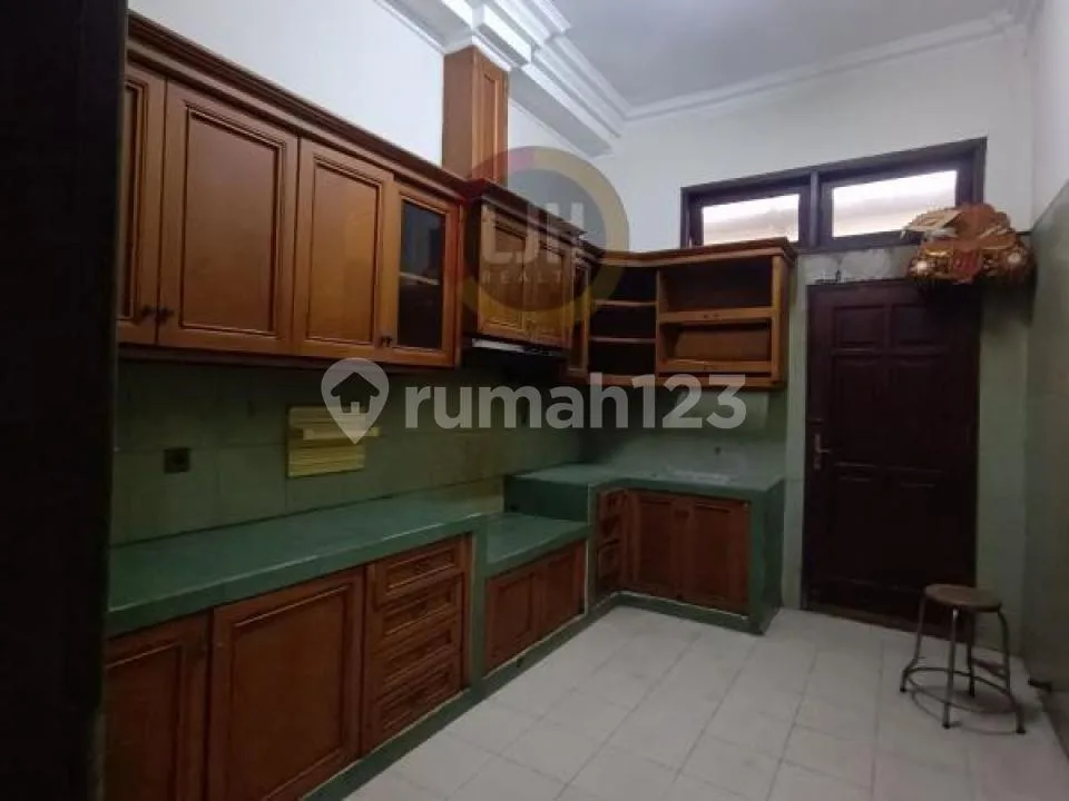 Shophouse For Sale At Jl. Cokroaminoto, Denpasar, Strategic Location, Only 500M To Taman Kota Denpasar - Image 4 of 4
