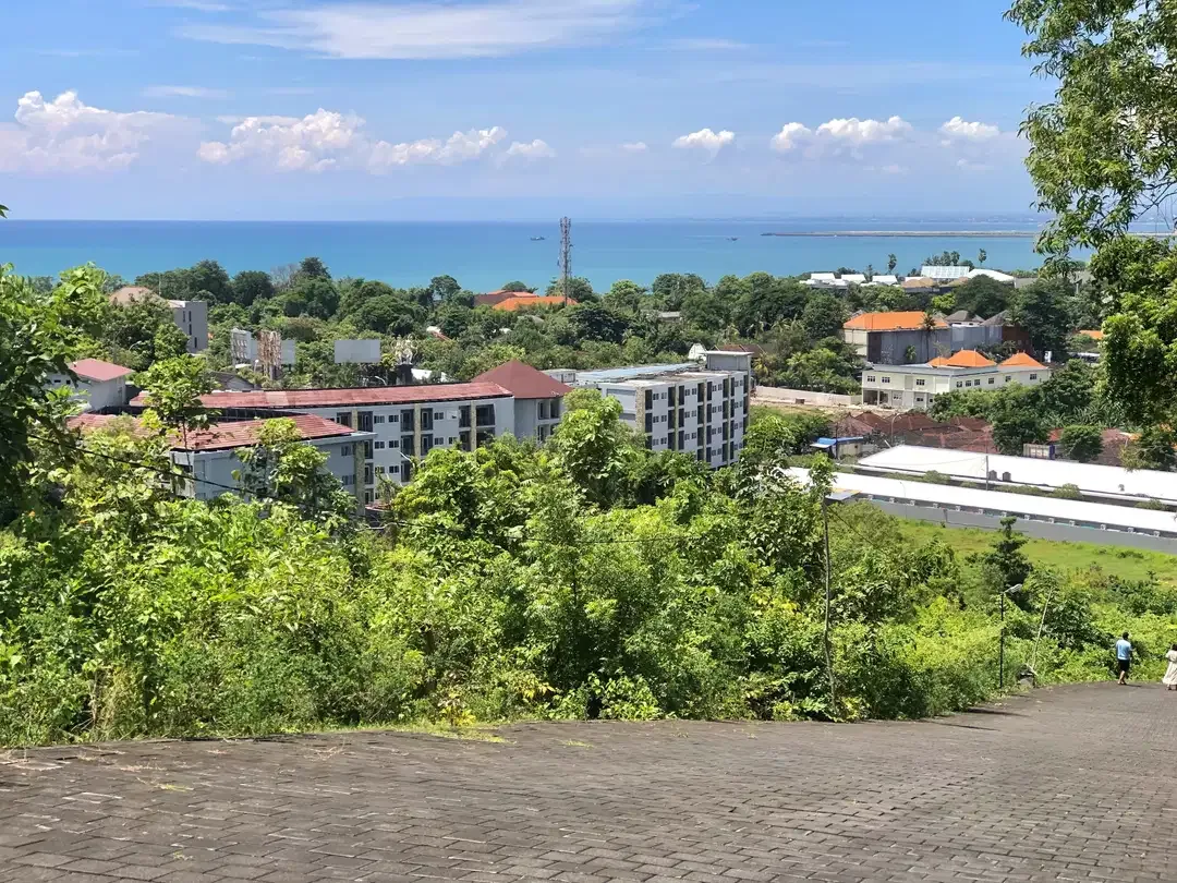 Tanah View Laut dan AirPort Jl Uluwatu ll Jimbaran - Image 1 of 8