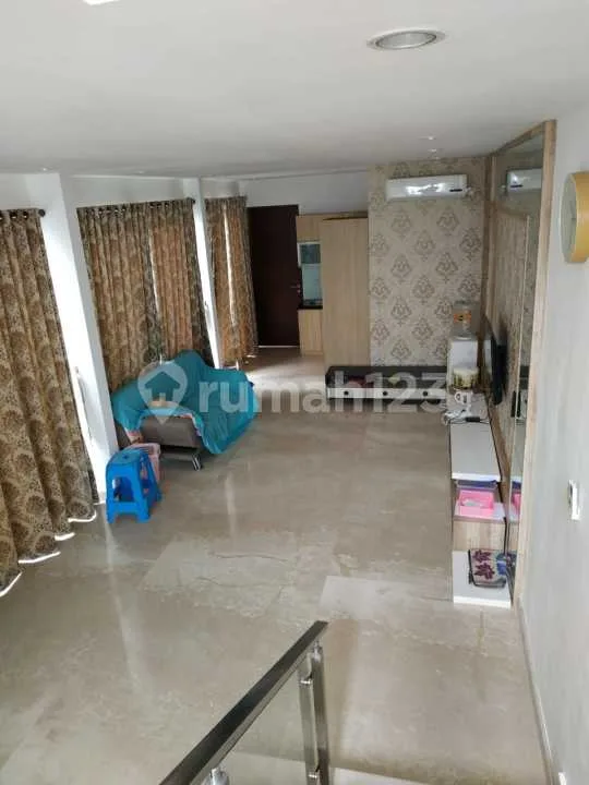 Disewakan Minimum 2 Tahun Rumah Luas Di Renon Denpasar Lt 153 M2 Ada Kolam Renang - Image 2 of 4