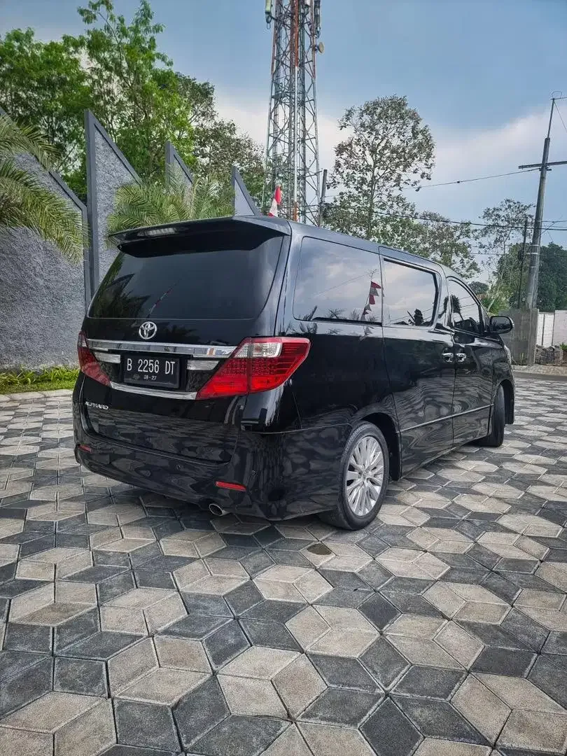 Toyota Alphard 2.4 SC Premium Sound A/T CBU 2012 Japan Spec Koko Motor - Image 5 of 10