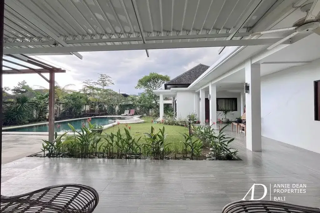 PRIME FREEHOLD PROPERTY IN A GATED COMPLEX FOR SALE - LAND VALUE ONLY - Image 8 of 10