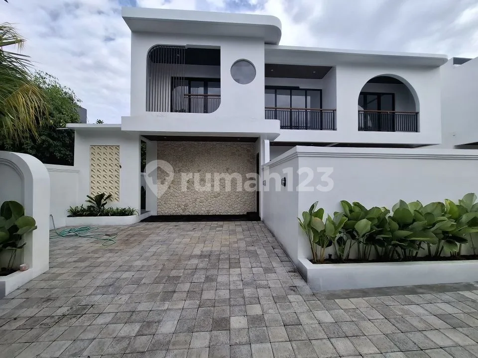 Brand New Villa Jl Pantai Berawa For Little Family - Image 2 of 4