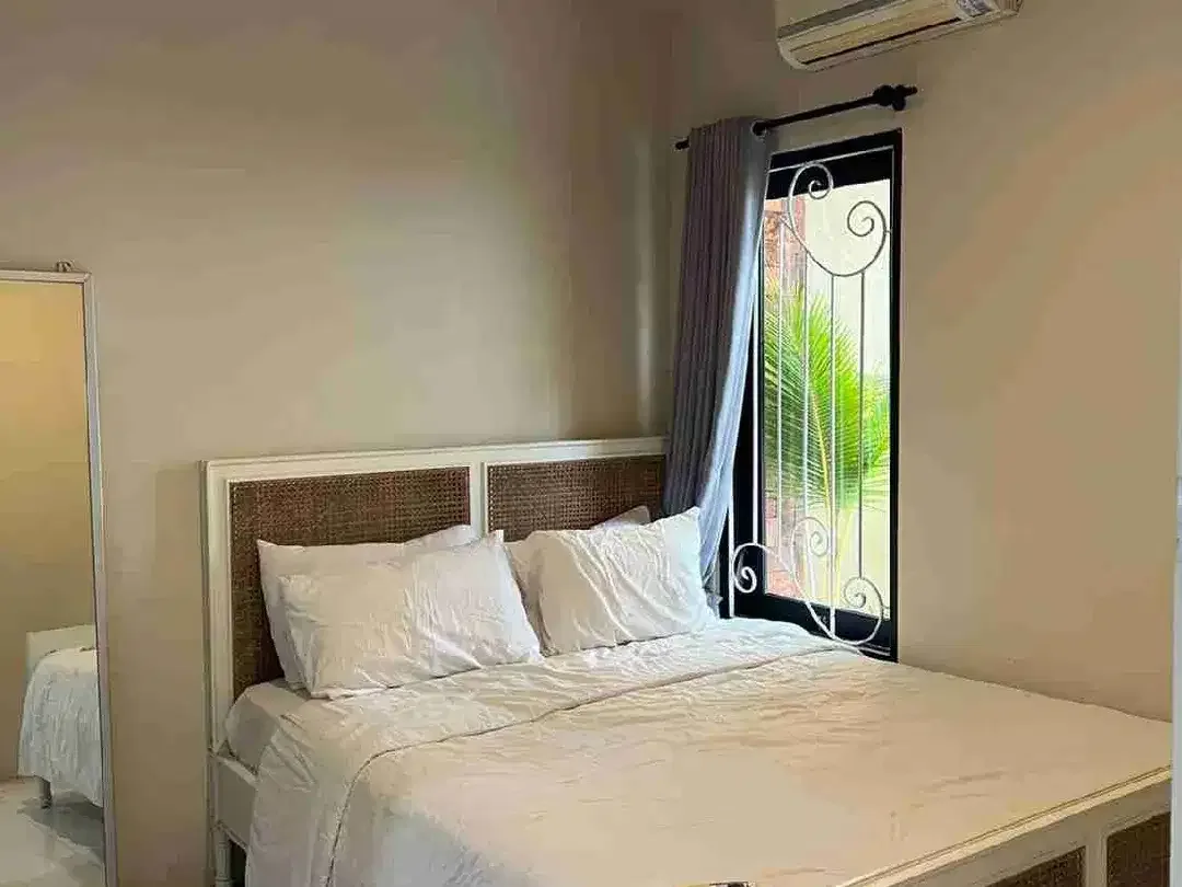 Villa 1lt Furnished Lokasi Jl Pantai Berawa Canggu SHM & IMB area Strategis Hunian / Investasi.rg - Image 7 of 10