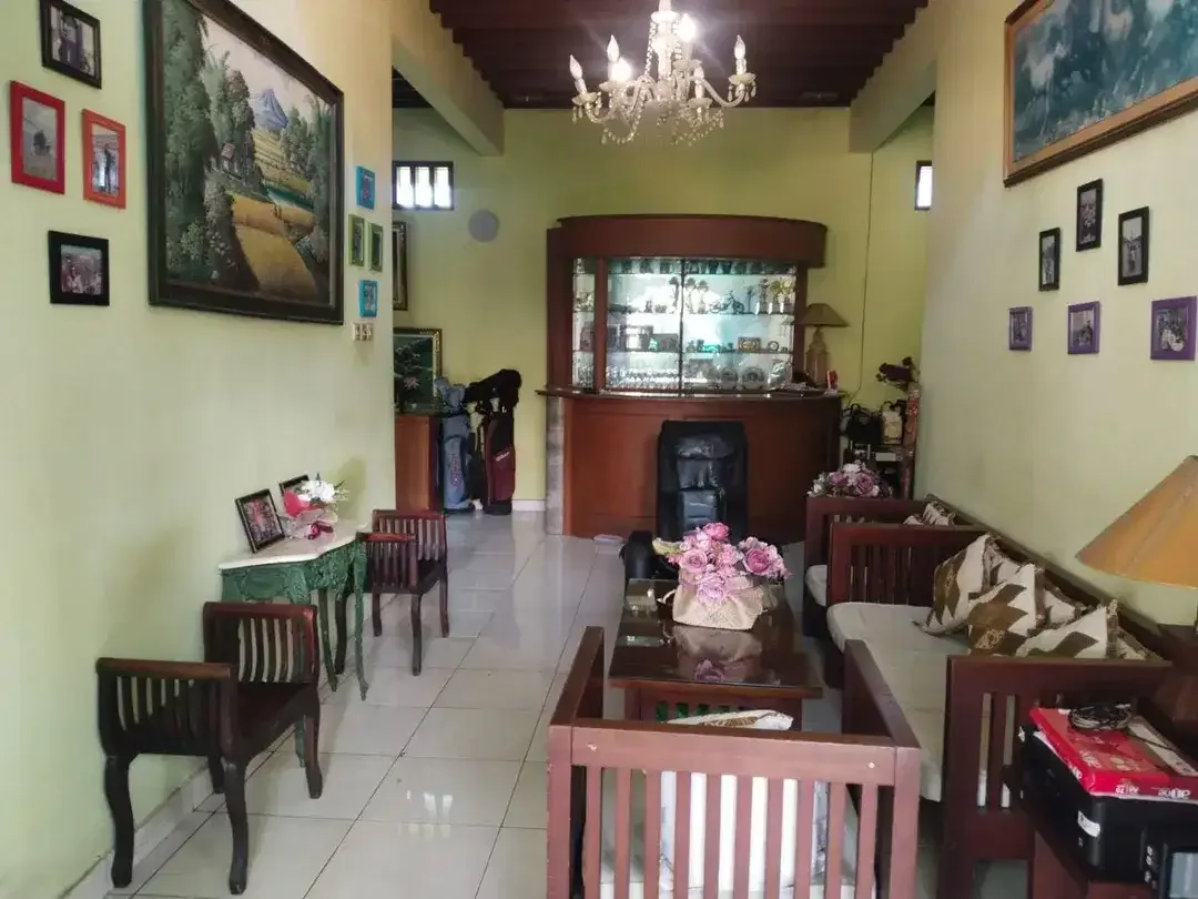 Rumah 2 Lantai Area Denpasar Lokasi Strategis dan Harga Terjangkau - Image 6 of 10
