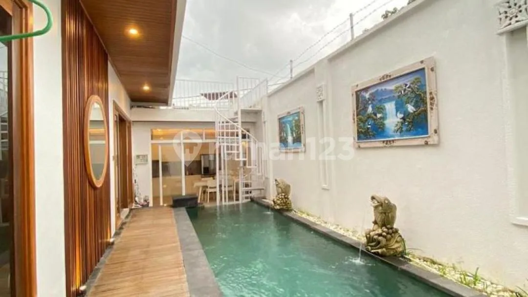 Villa Posisi Hook Siap Huni di Kayu Tulang Canggu - Image 1 of 4