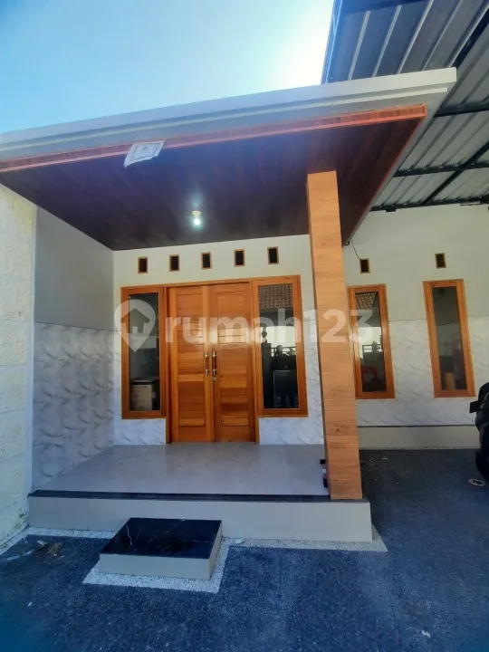 Rumah 2 Br Lokasi Strategis di Denpasar Selatan - Image 1 of 4