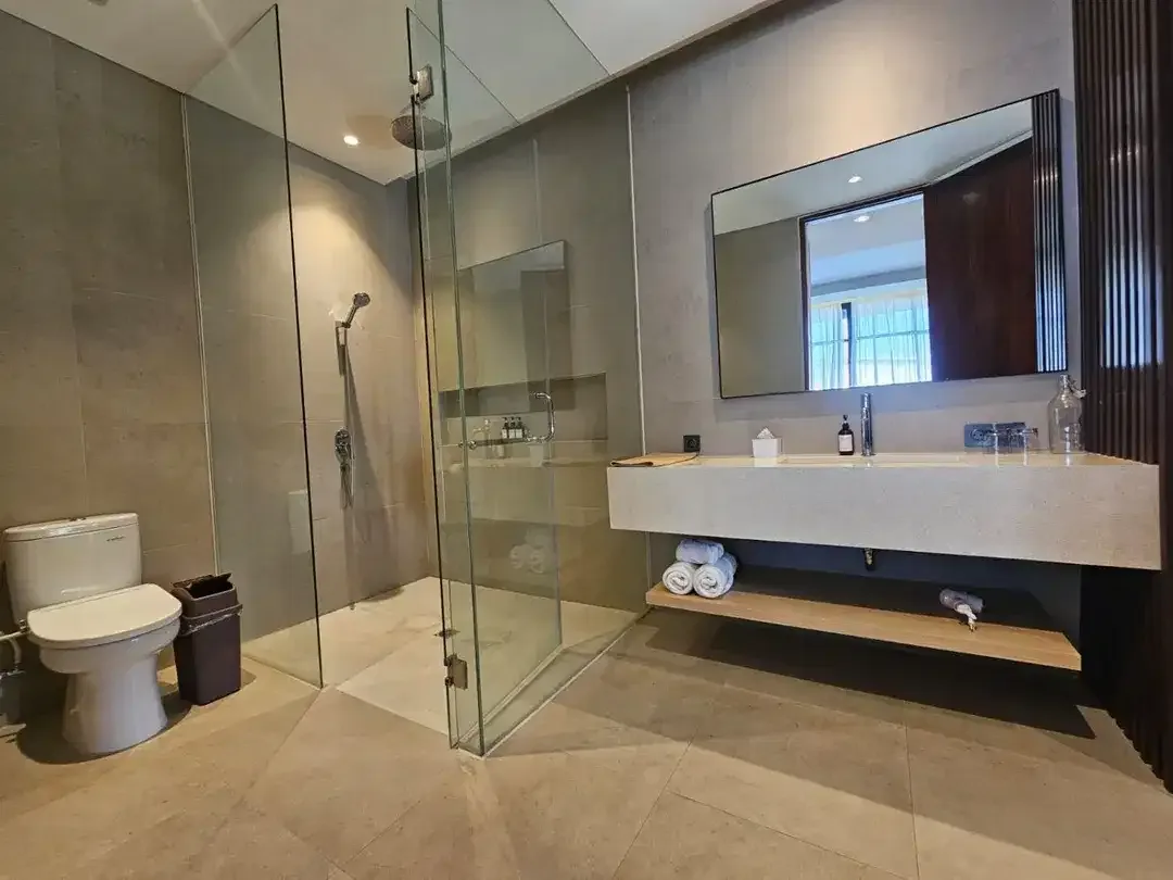 Freehold Villa Kompleks Premium 3 Unit Surrounded by Luxury Developments in Brawa - Image 3 of 10