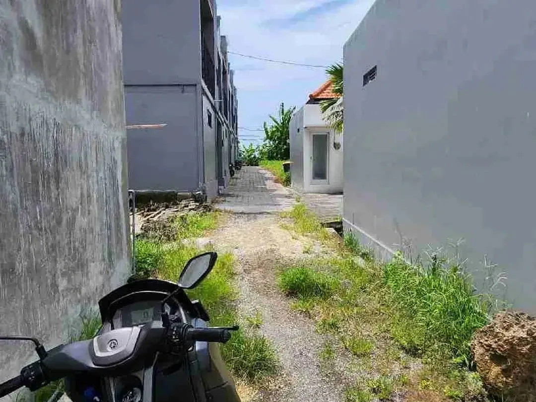 Tanah Luas 1300m2 Dekat Pantai Seseh Canggu - Image 8 of 10