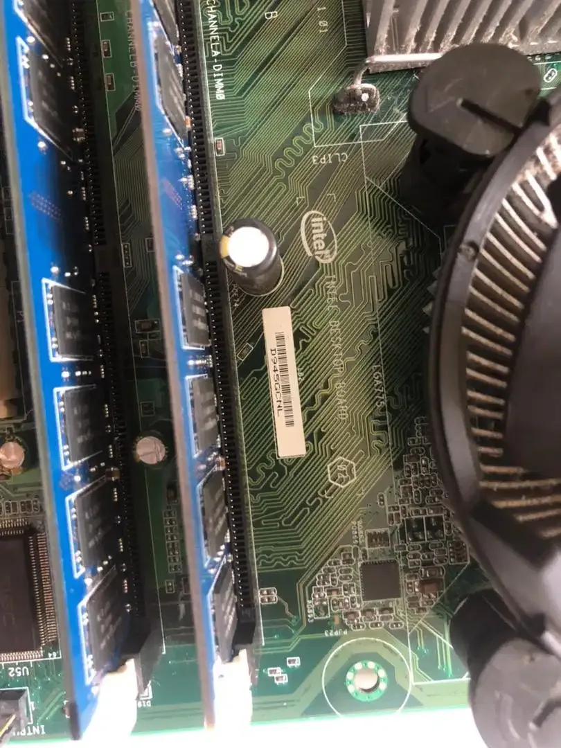 Mobo dan Intel Core 2 Duo E7500 serta GPU - Image 5 of 6