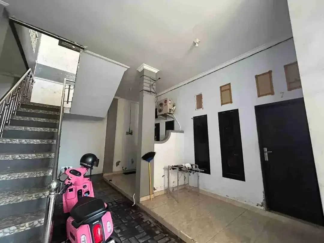 Kost 13 Kamar Full penghuni + 2 Toko di Jimbaran - Image 2 of 10