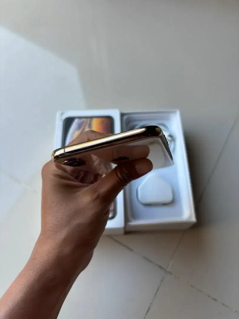 iPhone Xs Max 128GB Beacukai - Image 7 of 9