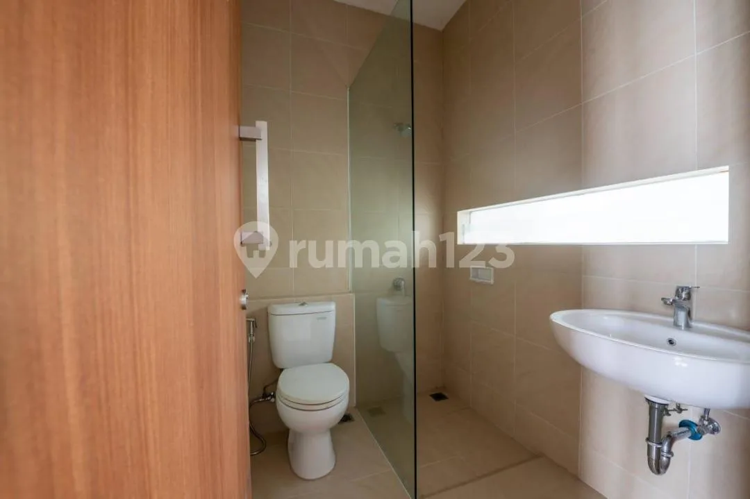 Dijual Rumah 2 Lantai Kawasan Elit di Citraland Cargo Denpasar - Image 3 of 4