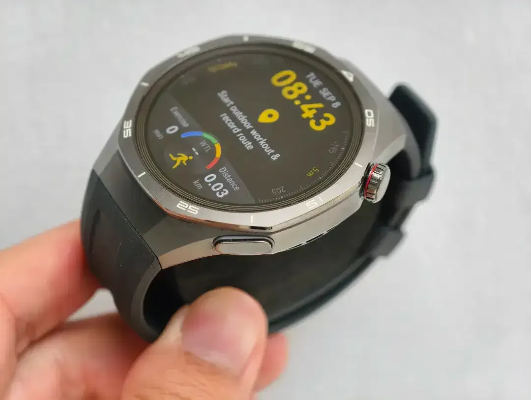 Smartwatch HUAWEI GT5 PRO - Image 4 of 4