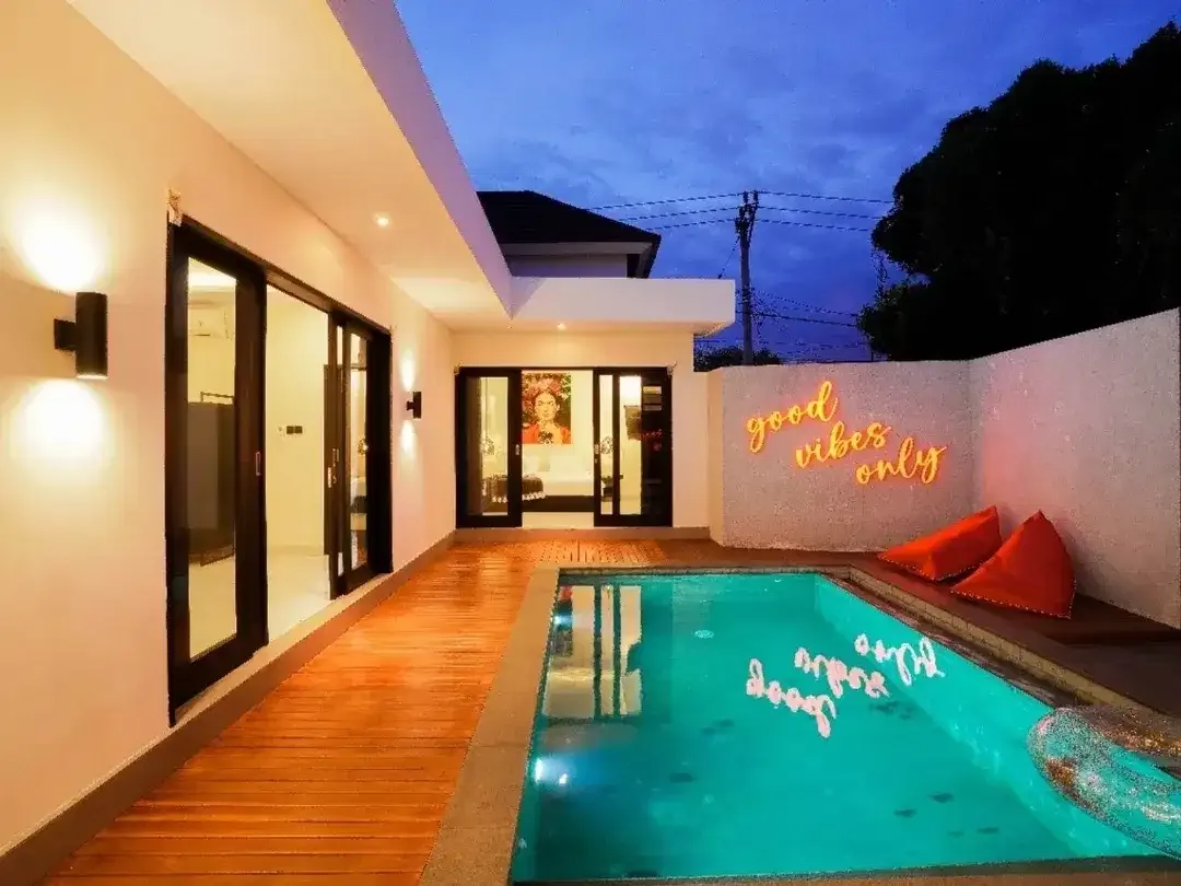 LEASEHOLD 26.5 Years IDR 4,2 Billion – Stylish Modern Villa in Umalas - Image 4 of 10