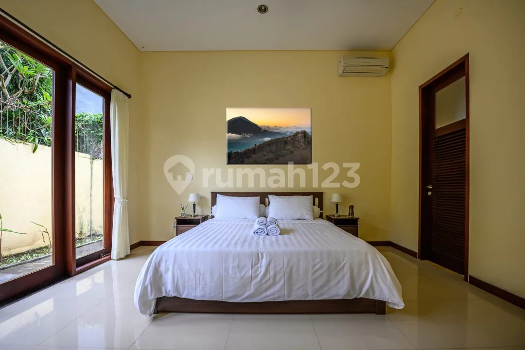 Balinese Minimalist Villa For Rent In Sanur - Image 2 of 4