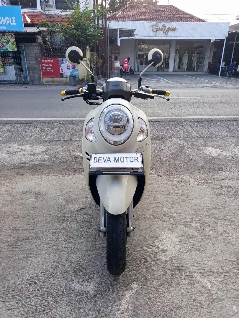 Scoopy 2024 putih prestige Deva motor - Image 8 of 8