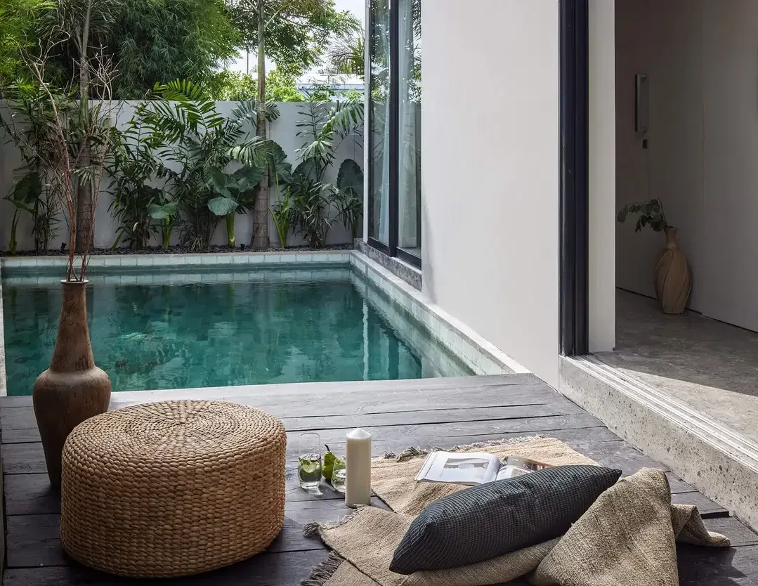 Modern and Stylish 3-Bedroom Townhouse in Prime Umalas Location - Image 4 of 10