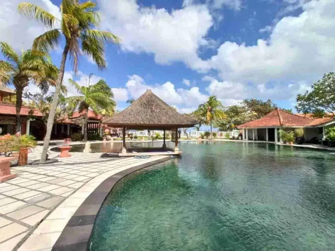 BEACH FRONT HOTEL&RESORT for sale, 102 BEDROOMS in Jimbaran, Kuta Selatan Bali - Image 2 of 10