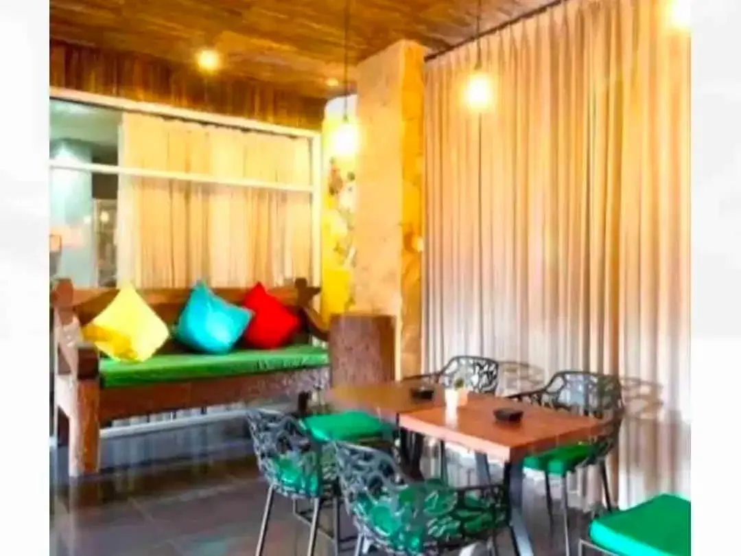pensiun di jual murah hotel 4 lt masih operational di Raya Kuta Tuban Denpasar - Image 7 of 10
