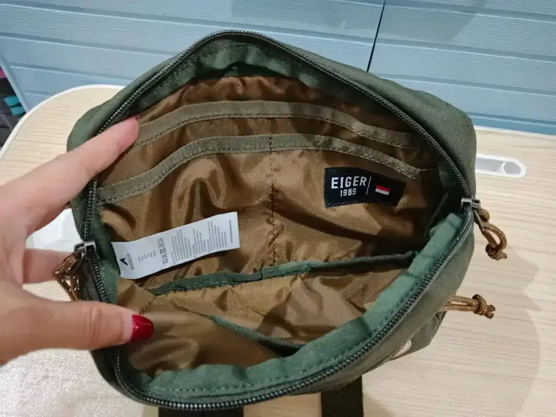 Tas Selempang Merk EIGER DIJAMIN 100% ORIGINAL Army UK.2L 22.5x7x15cm - Image 9 of 10