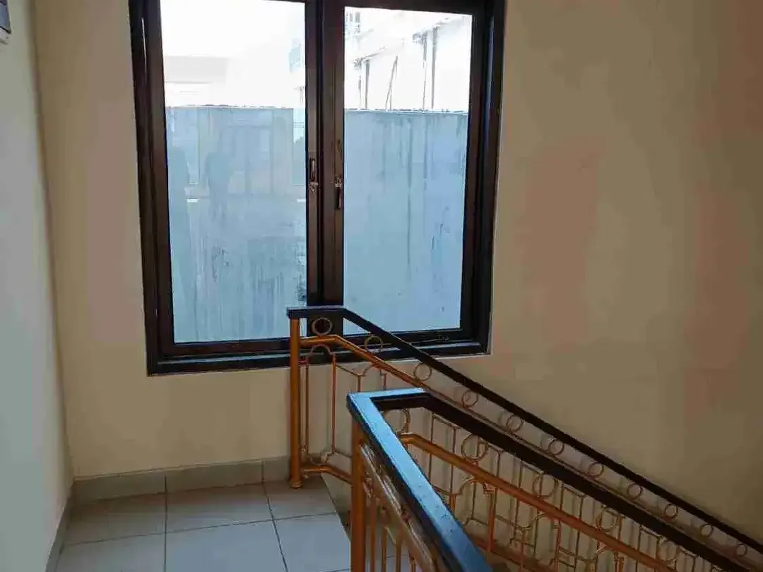 Dijual Ruko lokasi Strategis, cocok u/ smua bifang usaha di Sunset Road Badung Bali - Image 3 of 10