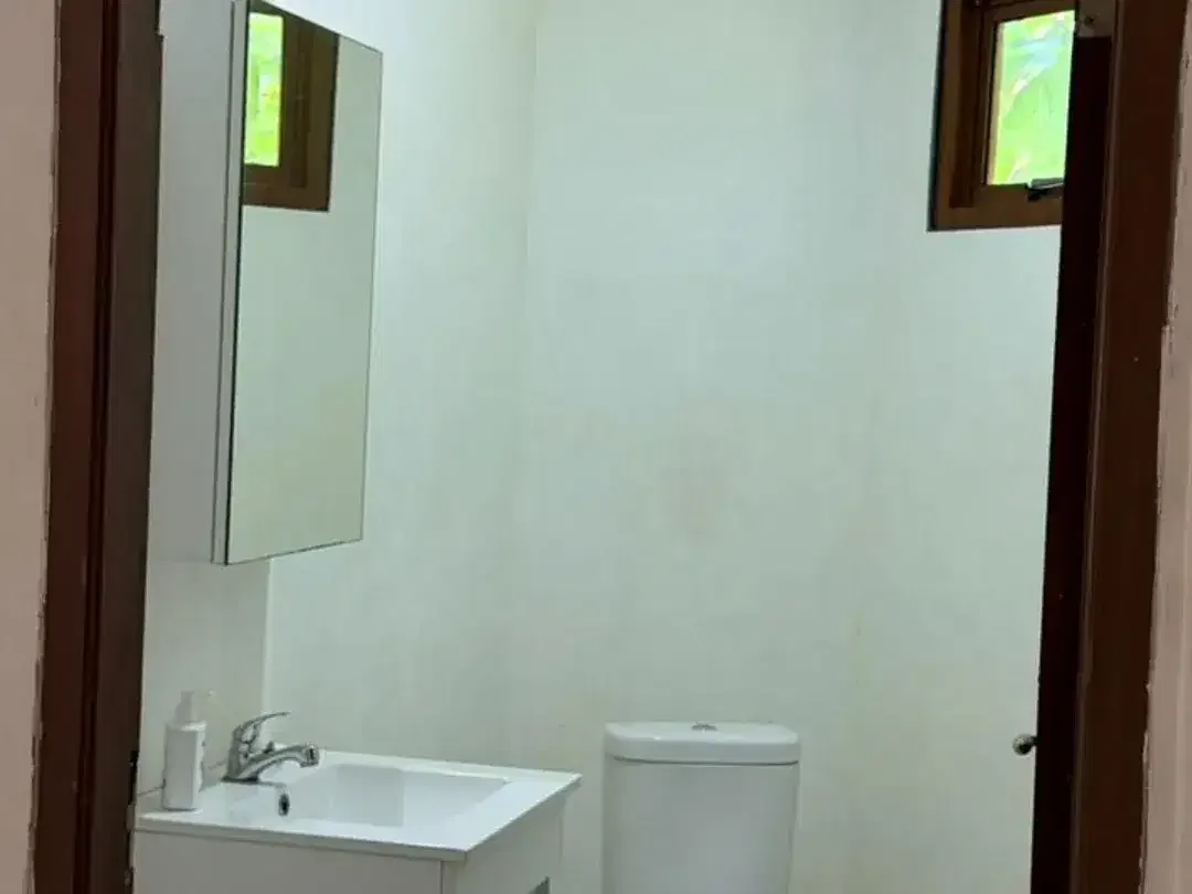 ID:H-145 Dijual Rumah Ungasan Kuta Selatan Bali Dekat GWK Jimbaran Nusa Dua Uluwatu - Image 2 of 10