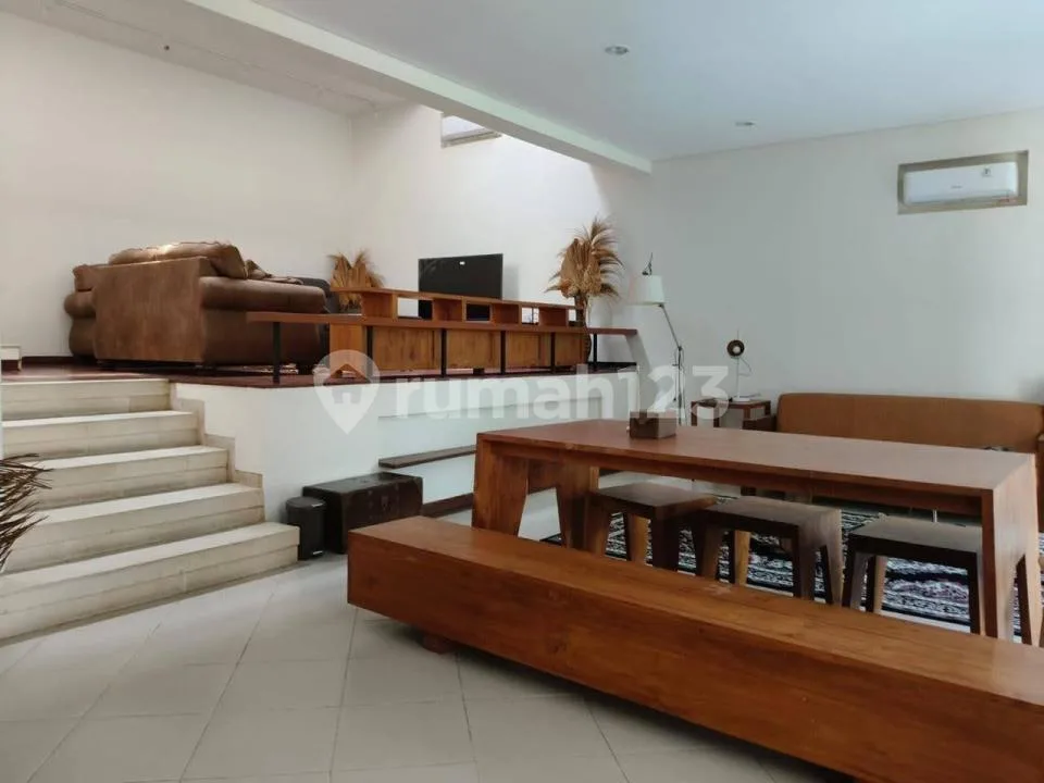 Villa 2 Unit Furnish Dgn Pool Strategis Dkt Pantai Berawa Canggu - Image 2 of 4