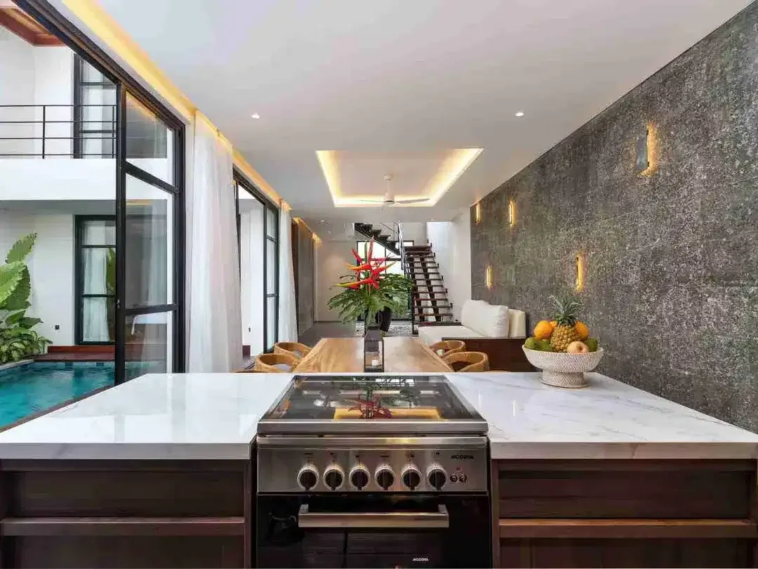 Brand New 3 Unit Luxury Villa Tibubeneng Berawa Bali - Image 10 of 10