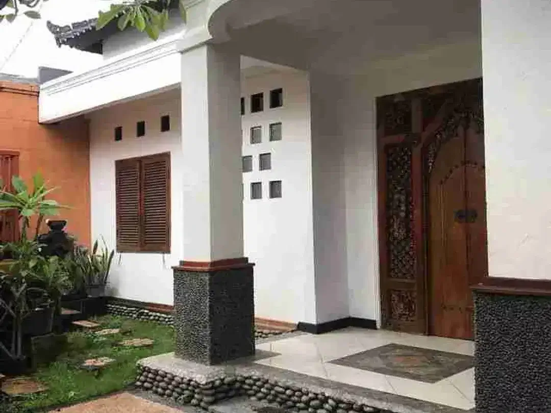 RUMAH LANTAI II DI KEROBOKAN BATUBIDAK BADUNG BALI - Image 3 of 9