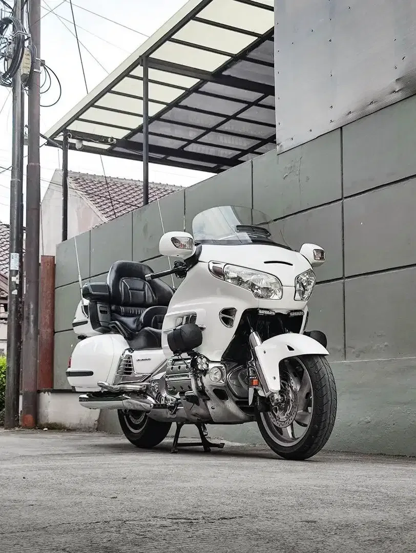 HONDA GOLDWING GL 1800 2011 FULLPAPER SPEC ISTIMEWA GOLD WING TT FP - Image 6 of 10